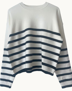 Lottie sweater white and black